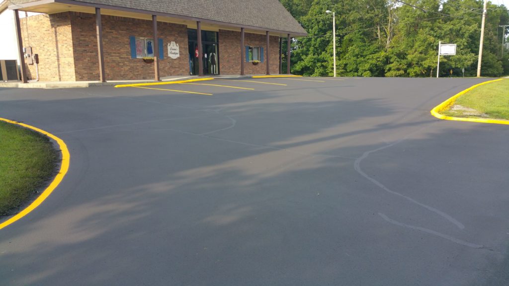 Commercial sealcoating and striping knoxville