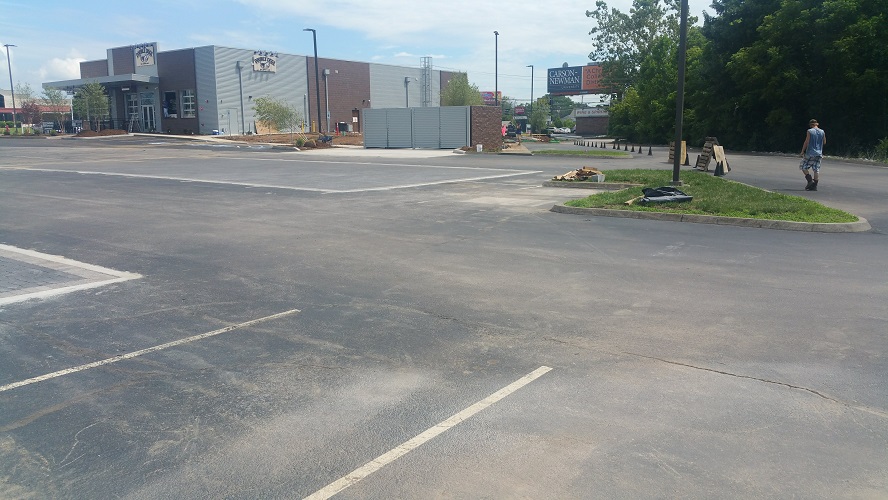 Commercial sealcoating and striping knoxville